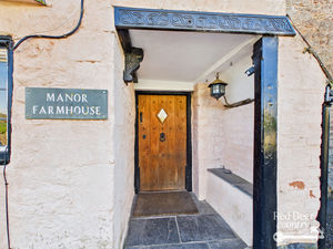 Porch- click for photo gallery